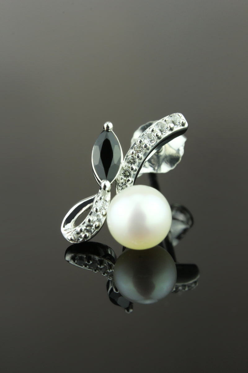 White Topaz, Onyx & Freshwater Pearl Earrings in 925 Sterling Silver Post Earrings